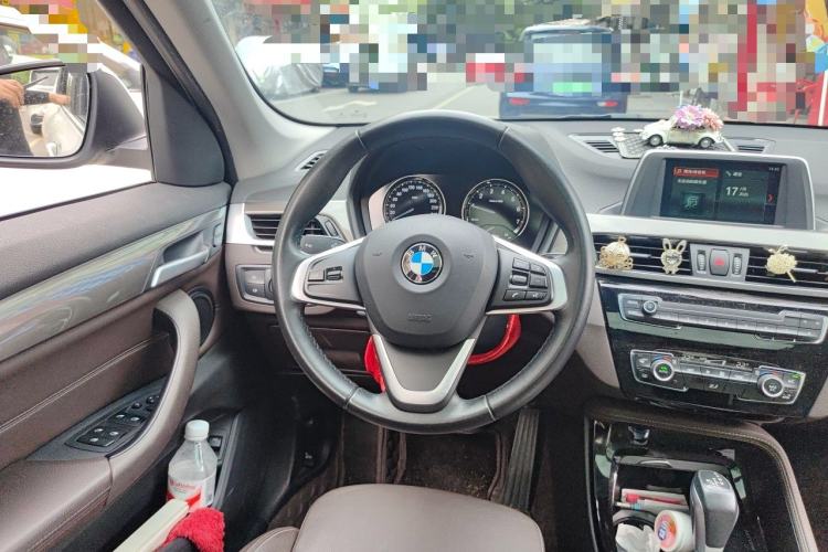Used BMW X1 2019 sDrive18Li Premium Edition Steering Wheel