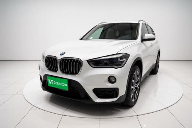 BMW X1 2019 sDrive20Li Leading Model usado