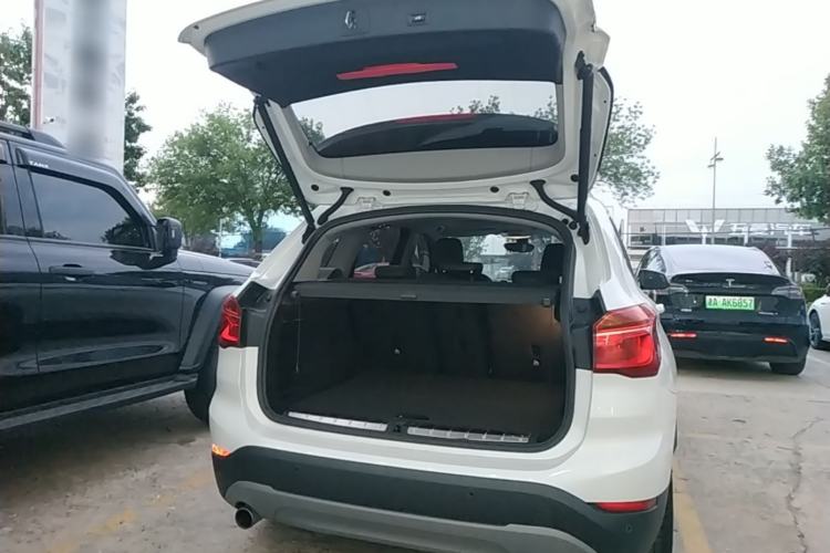 Used BMW X1 2019 sDrive18Li Fashion Model Trunk