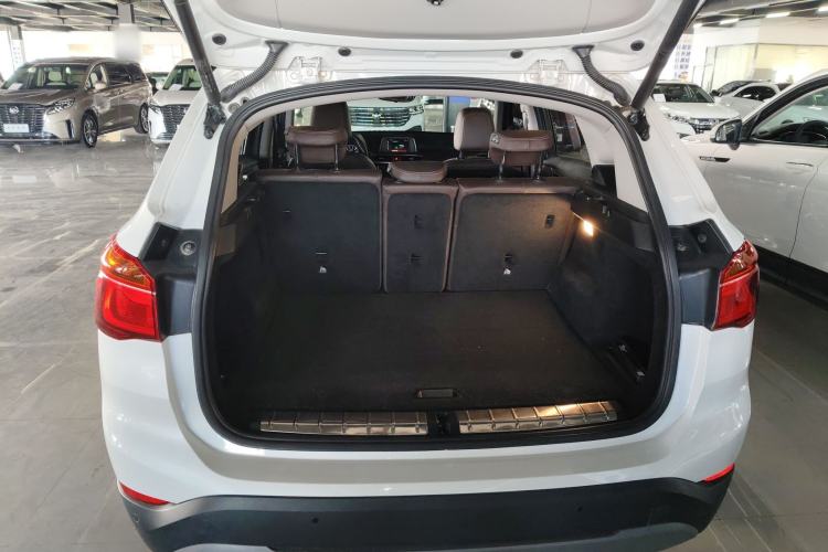 Used BMW X1 2019 sDrive18Li Premium Edition Trunk
