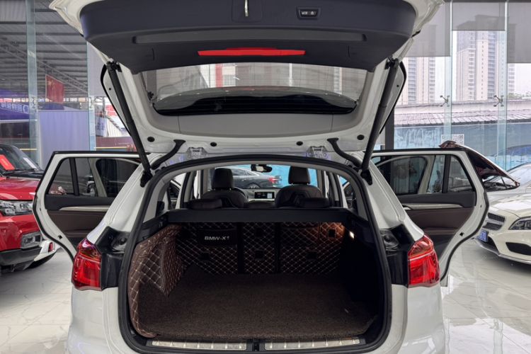 Used BMW X1 2019 xDrive20Li Luxury Model Trunk