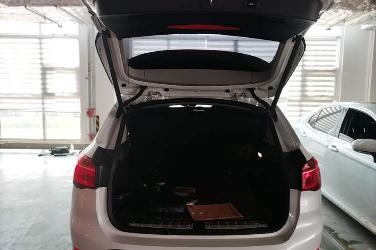 Used BMW X1 2019 sDrive18Li Fashion Model Trunk