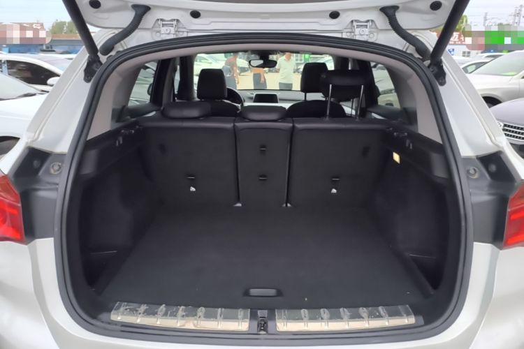 Used BMW X1 2019 sDrive20Li Leading Model Trunk