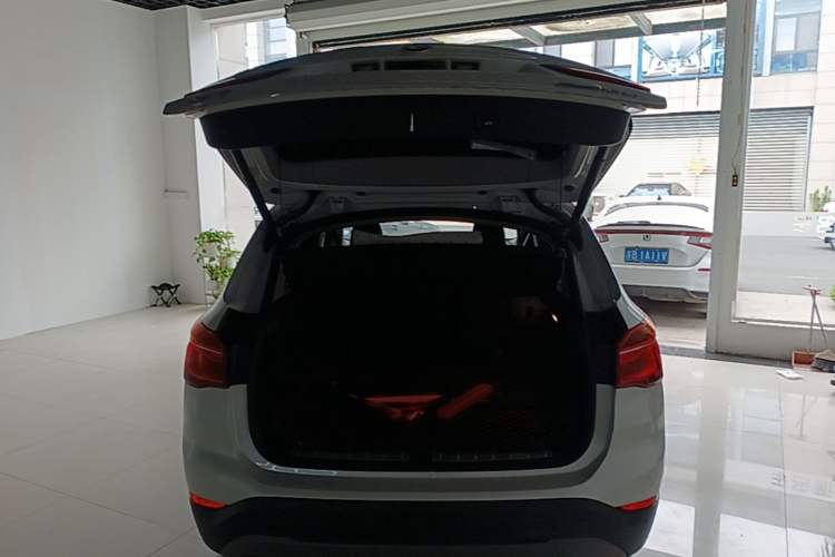 Used BMW X1 2019 sDrive18Li Fashion Model Trunk