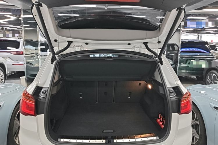 Used BMW X1 2019 xDrive20Li Luxury Edition Trunk