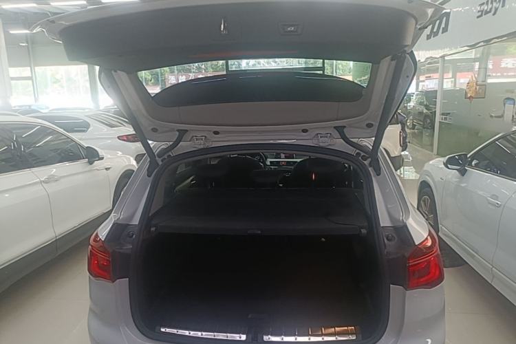 Used BMW X1 2019 sDrive20Li Leading Model Trunk