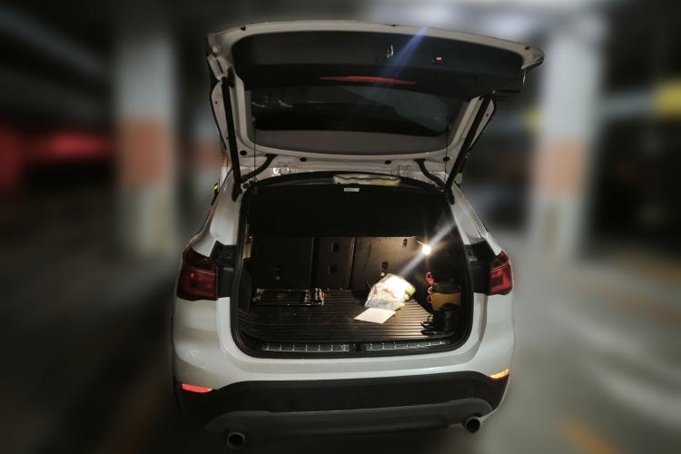 Used BMW X1 2019 sDrive20Li Leading Model Trunk