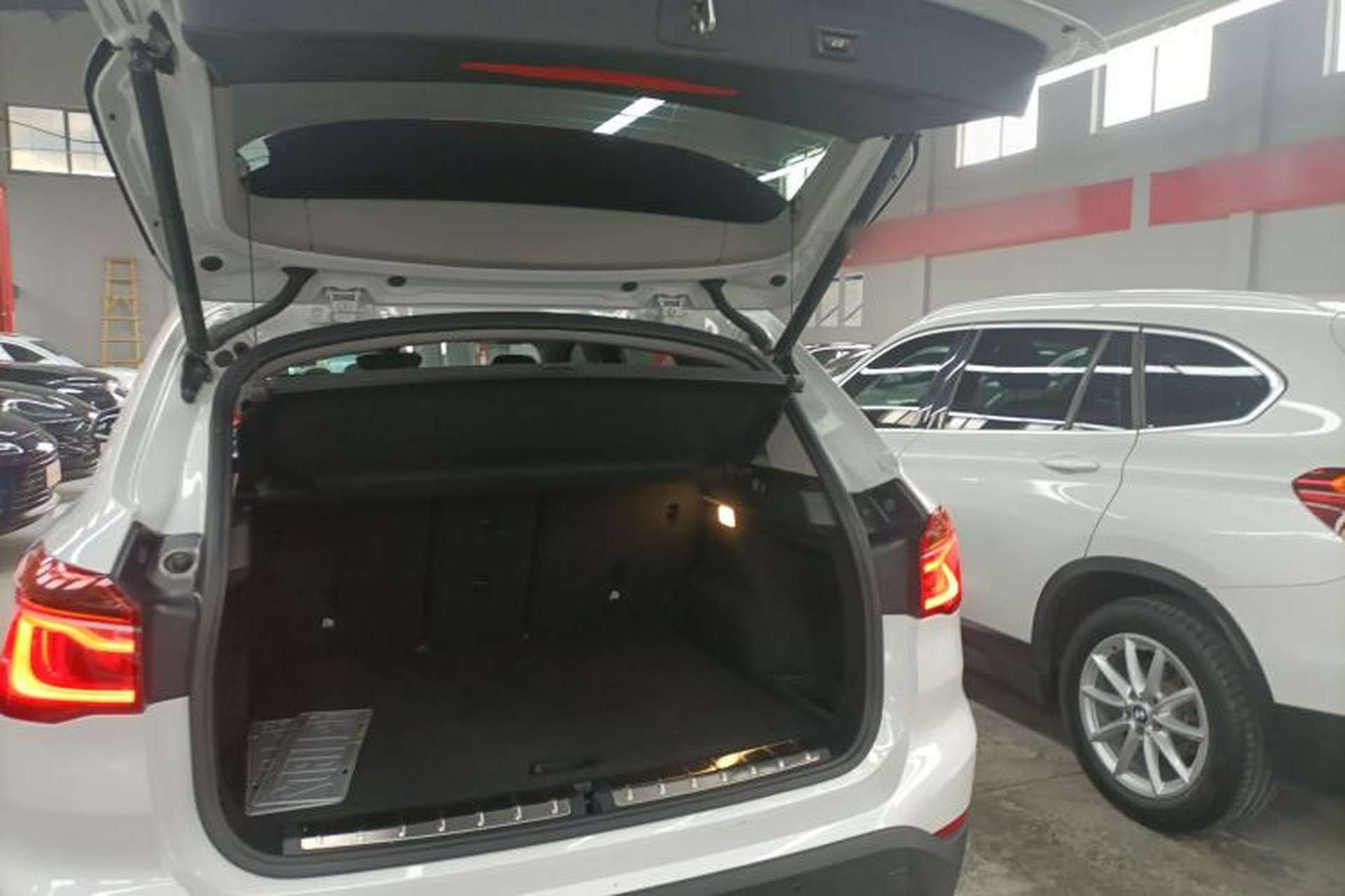 Used BMW X1 2019 sDrive20Li Leading Model Trunk