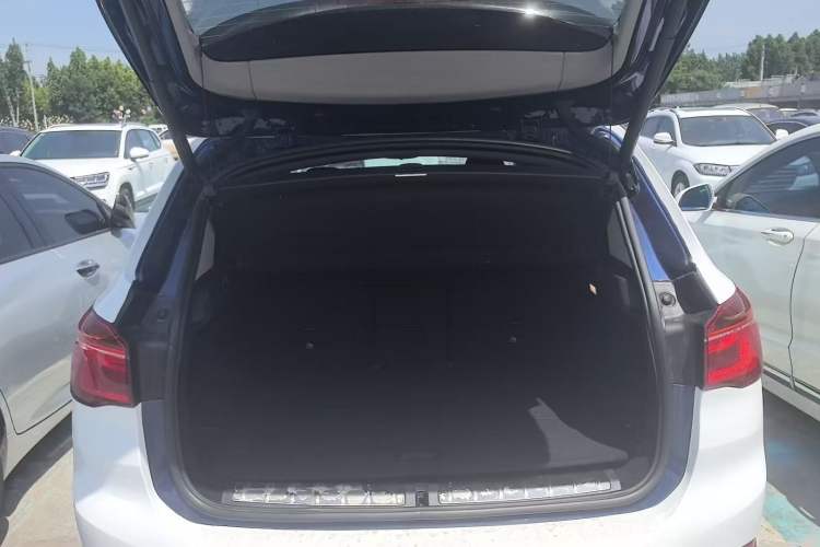Used BMW X1 2019 sDrive18Li Fashion Model Trunk
