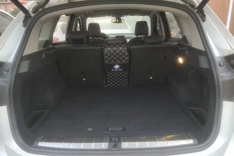 Used BMW X1 2019 sDrive18Li Fashion Model Trunk