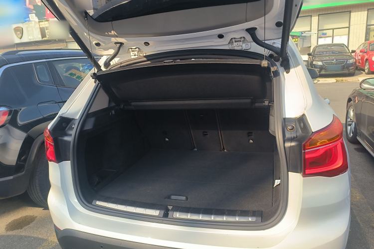 Used BMW X1 2019 sDrive18Li Premium Edition Trunk