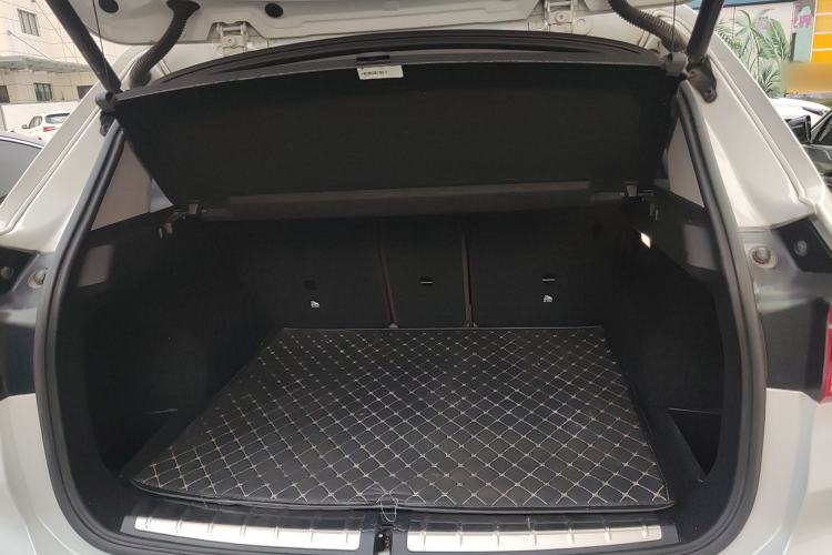 Used BMW X1 2019 sDrive18Li Premium Edition Trunk
