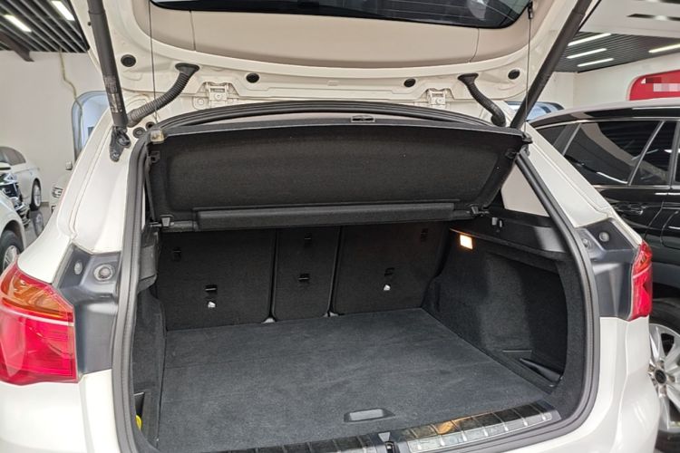 Used BMW X1 2019 sDrive18Li Fashion Model Trunk