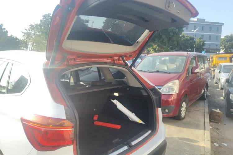 Used BMW X1 2019 sDrive18Li Premium Edition Trunk