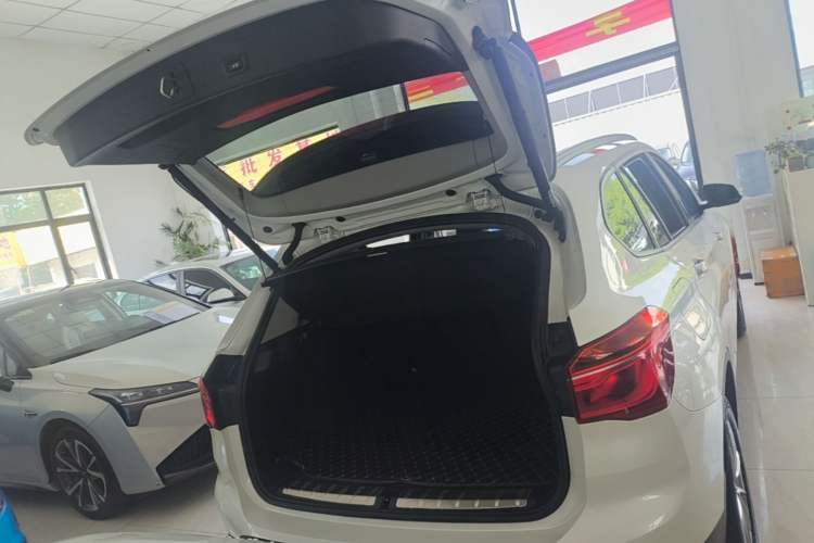 Used BMW X1 2019 sDrive18Li Fashion Model Trunk