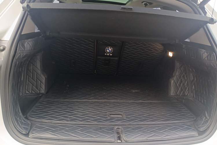 Used BMW X1 2019 sDrive18Li Premium Edition Trunk