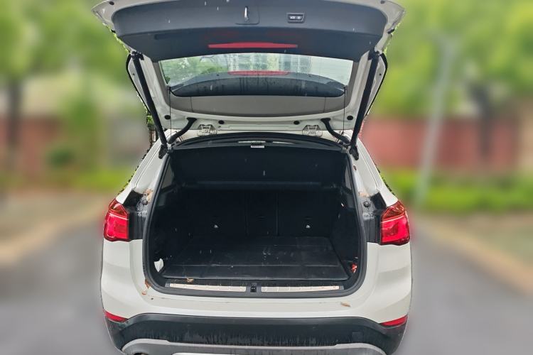 Used BMW X1 2019 xDrive20Li Luxury Edition Trunk