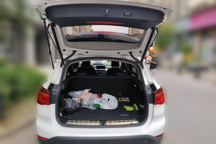 Used BMW X1 2019 sDrive20Li Leading Model Trunk