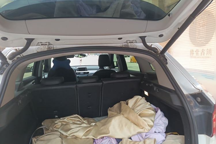 Used BMW X1 2019 sDrive20Li Leading Model Trunk