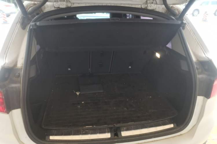 Used BMW X1 2019 sDrive18Li Premium Edition Trunk