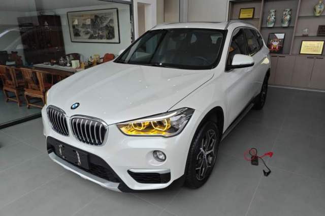 Ojetý BMW X1 2019 sDrive18Li Premium Edition