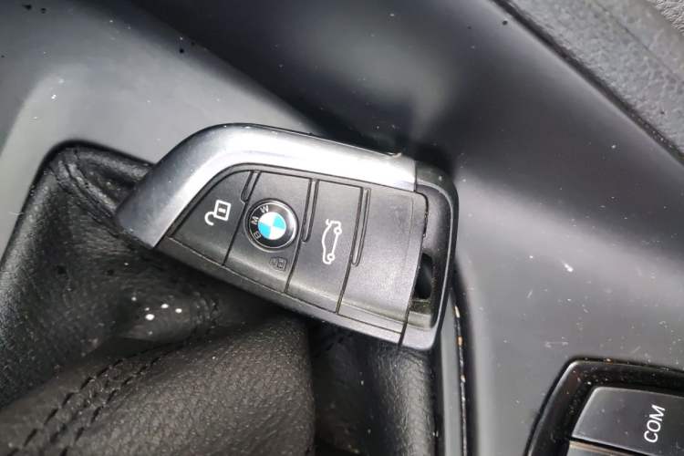 Used BMW X1 2019 sDrive20Li Leading Model Vehicle Key