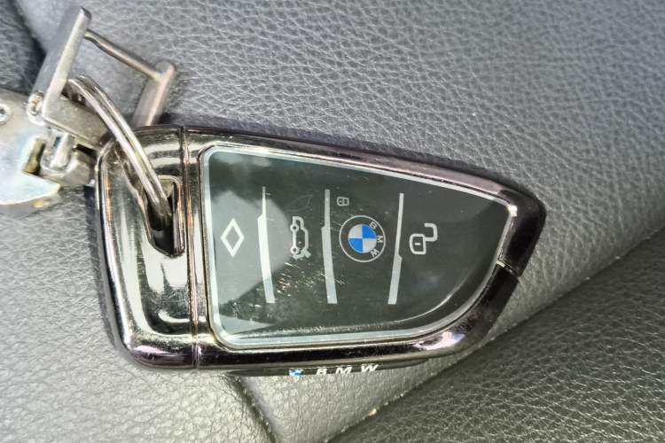 Used BMW X1 2019 sDrive20Li Leading Model Vehicle Key
