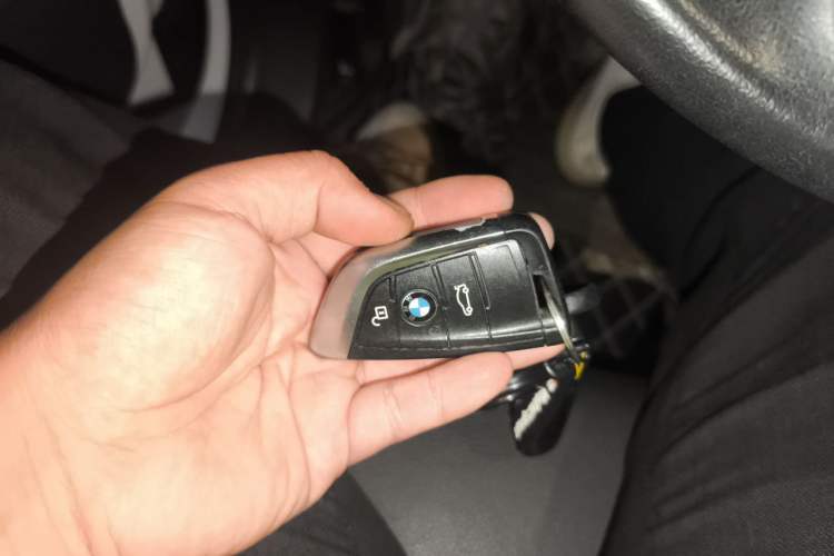 Used BMW X1 2019 sDrive20Li Leading Model Vehicle Key