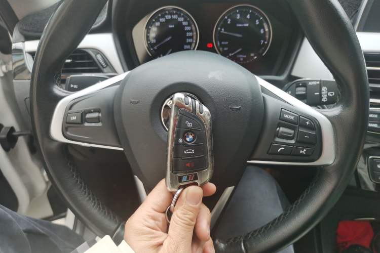 Used BMW X1 2019 sDrive20Li Leading Model Vehicle Key