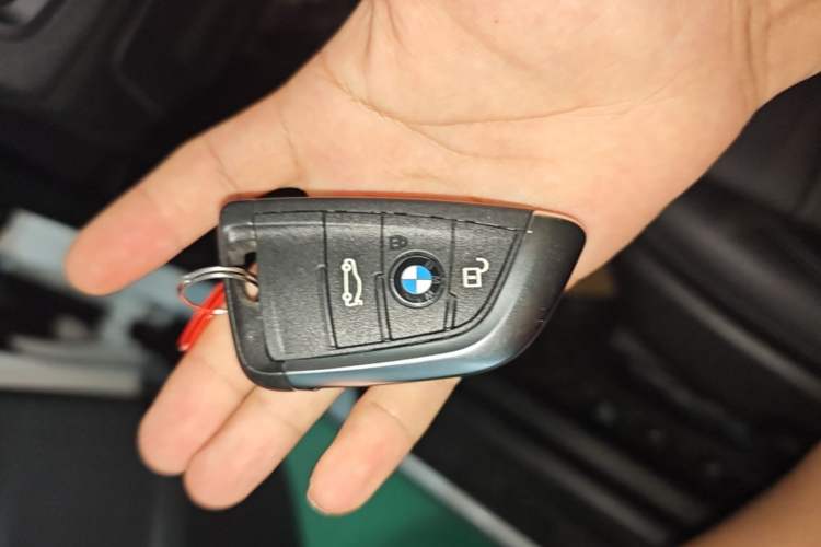 Used BMW X1 2019 sDrive20Li Leading Model Vehicle Key