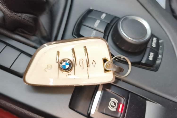 Used BMW X1 2019 sDrive20Li Leading Model Vehicle Key