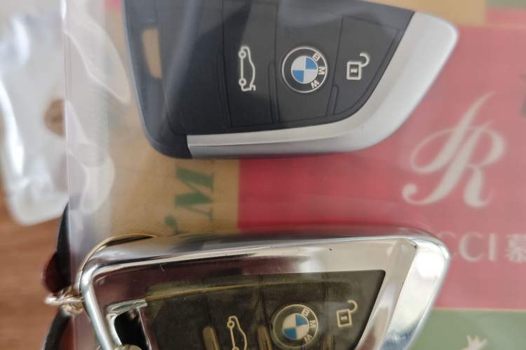 Used BMW X1 2019 sDrive18Li Premium Edition Vehicle Key