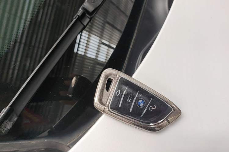 Used BMW X1 2019 sDrive18Li Premium Edition Vehicle Key