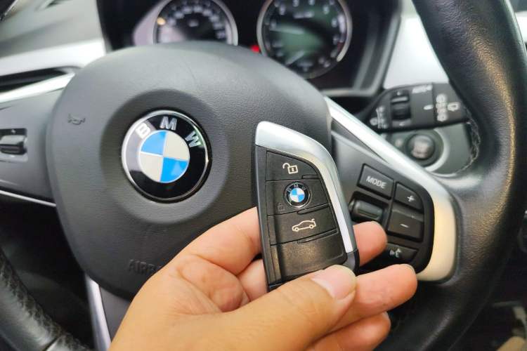 Used BMW X1 2019 sDrive20Li Leading Model Vehicle Key