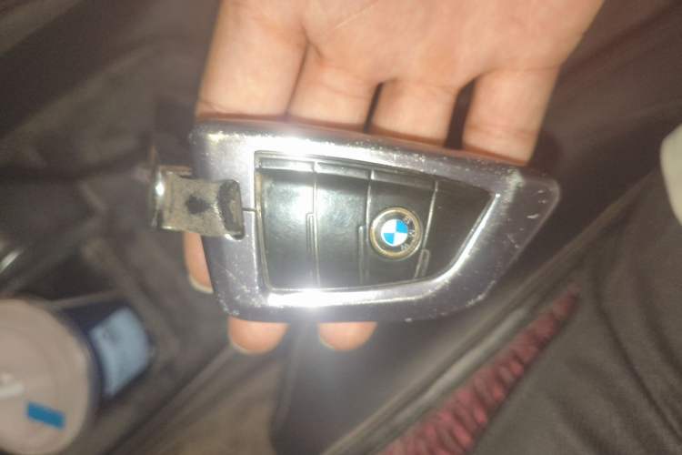 Used BMW X1 2019 sDrive20Li Leading Model Vehicle Key