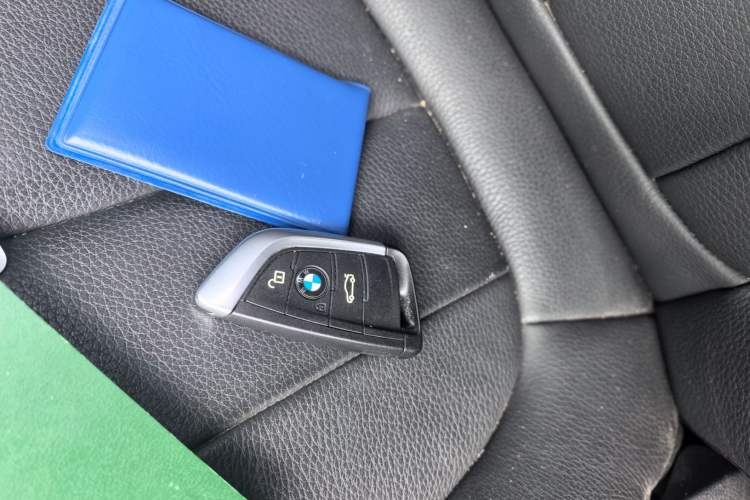 Used BMW X1 2019 sDrive18Li Premium Edition Vehicle Key