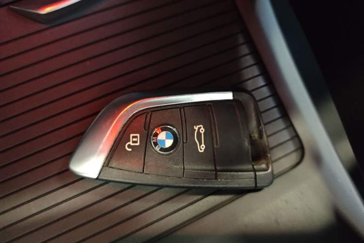 Used BMW X1 2019 sDrive20Li Leading Model Vehicle Key