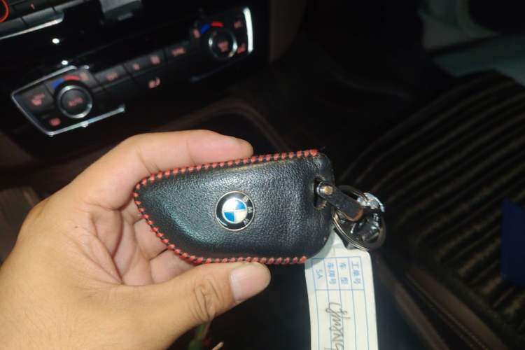 Used BMW X1 2019 sDrive18Li Premium Edition Vehicle Key
