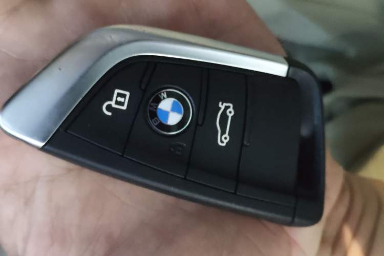 Used BMW X1 2019 sDrive18Li Premium Edition Vehicle Key