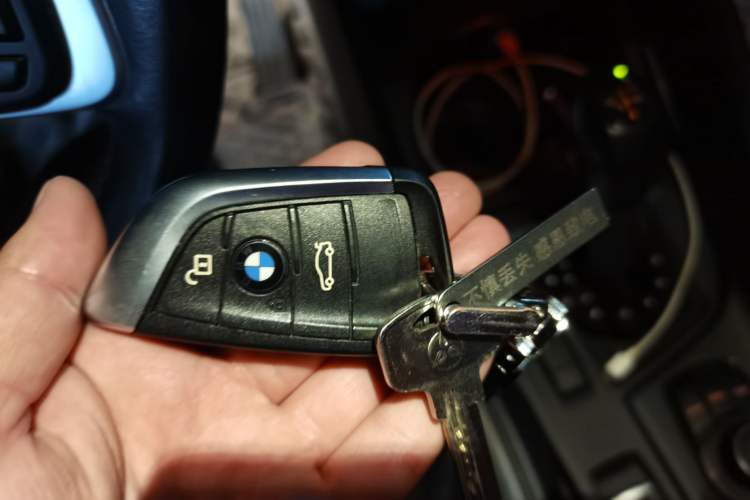 Used BMW X1 2019 sDrive20Li Leading Model Vehicle Key