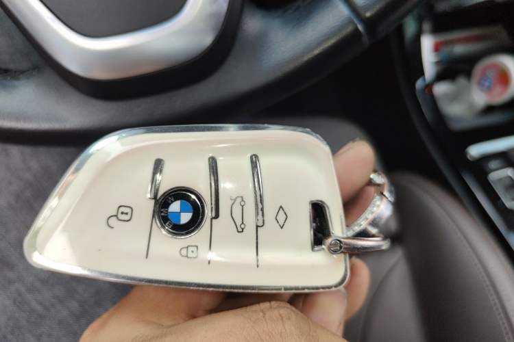 Used BMW X1 2019 sDrive18Li Premium Edition Vehicle Key