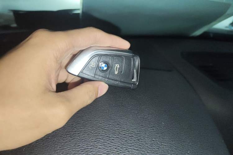 Used BMW X1 2019 sDrive18Li Premium Edition Vehicle Key