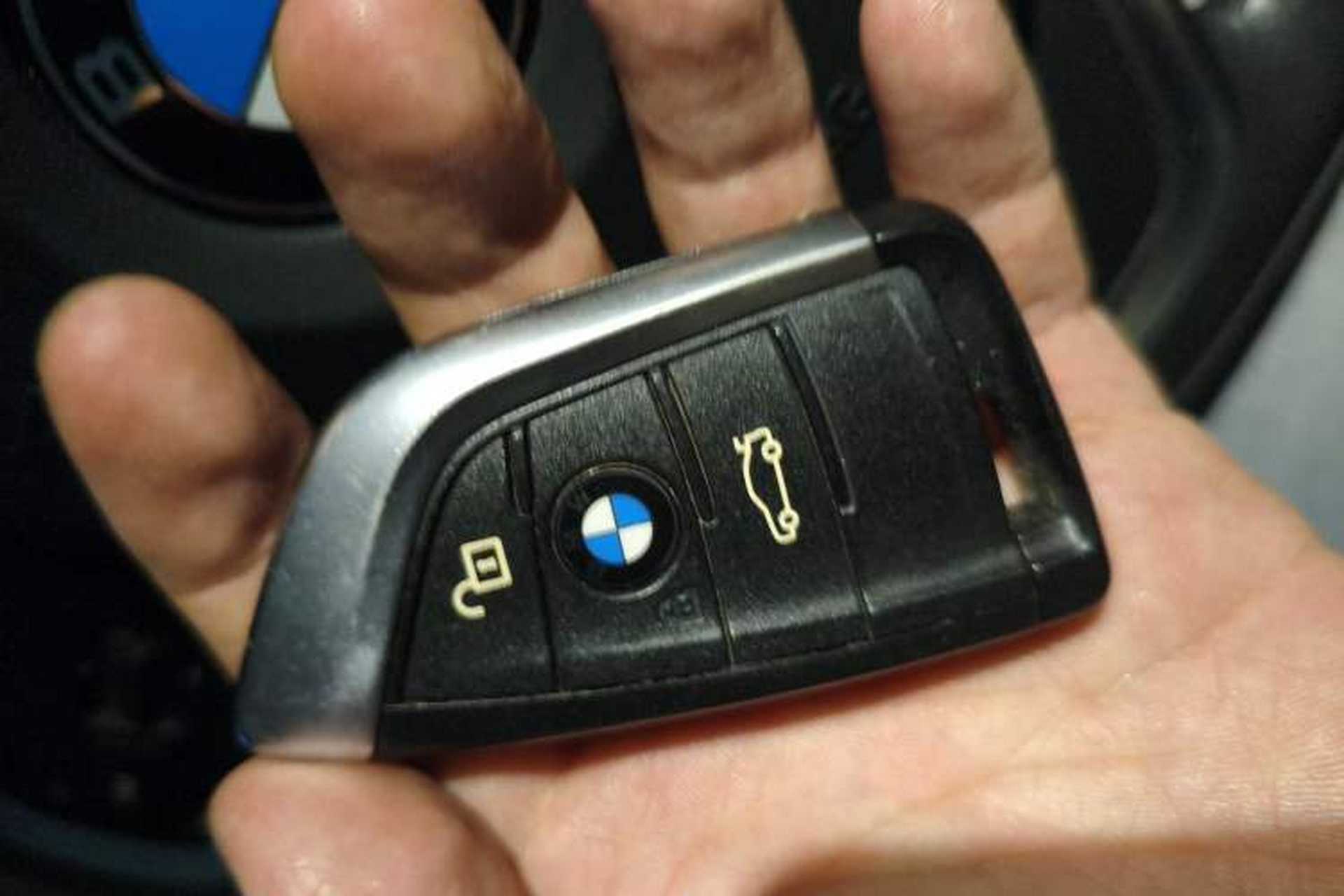 Used BMW X1 2019 sDrive20Li Leading Model Vehicle Key