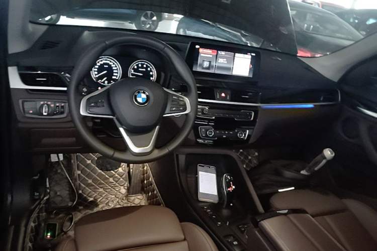 Used BMW X1 2020 sDrive25Li Leading Model Center Console