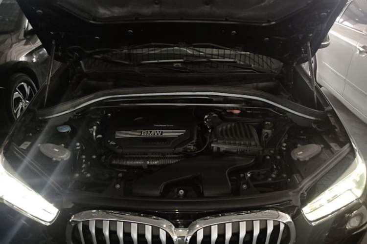 Used BMW X1 2020 sDrive25Li Leading Model Engine Bay