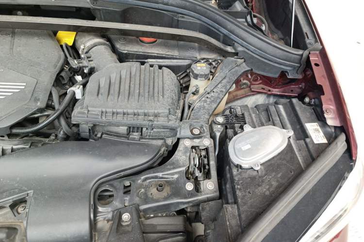 Used BMW X1 2020 sDrive20Li Premium Edition Engine Bay Left