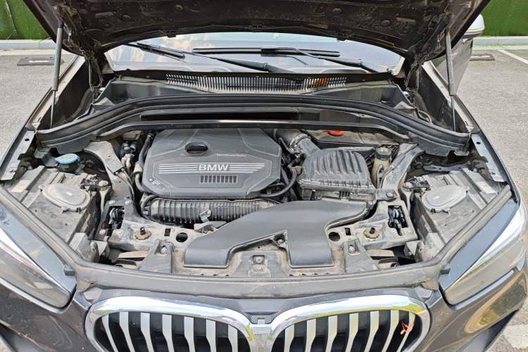Used BMW X1 2020 xDrive25Li Luxury Edition Engine Bay