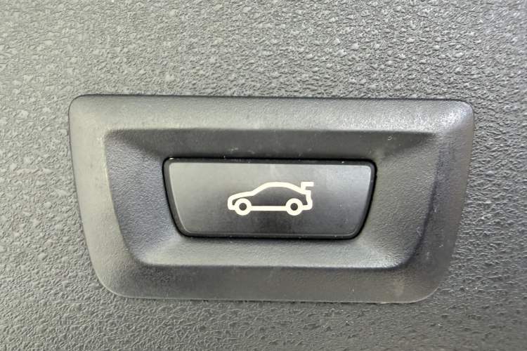 Used BMW X1 2020 sDrive20Li Premium Edition Interior 1