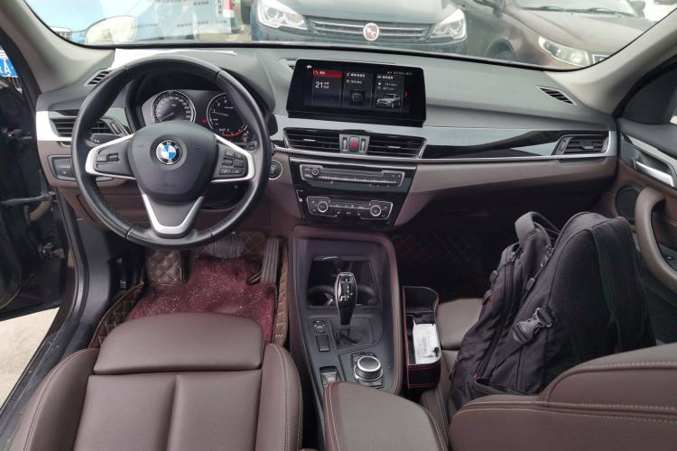 Used BMW X1 2020 sDrive25Li Leading Model Interior 2