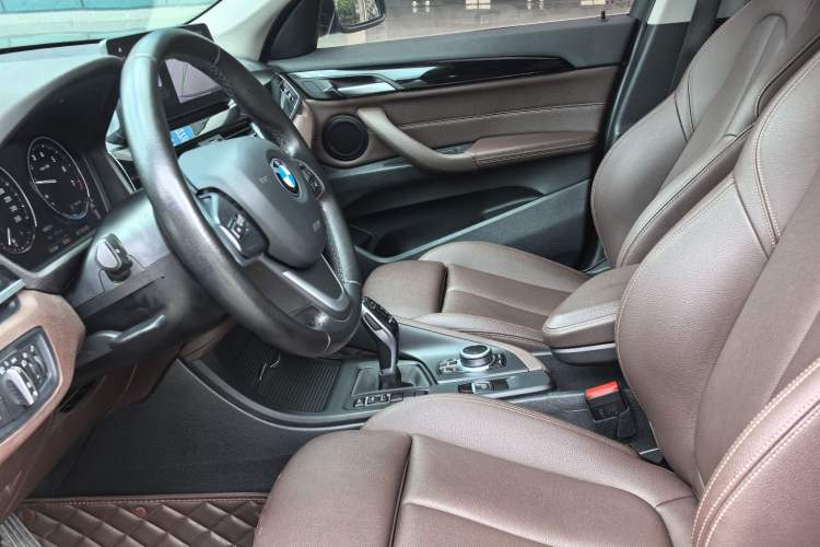 Used BMW X1 2020 sDrive25Li Leading Model Interior 2